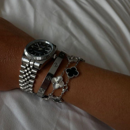 Clover | Black Silver