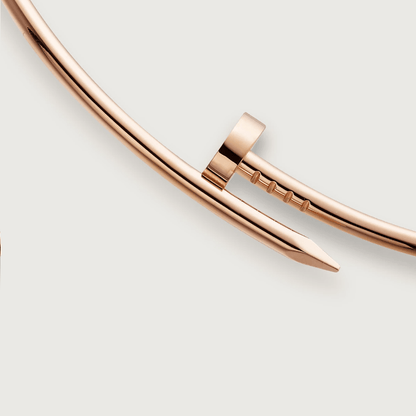 Ash Feline Necklace | Gold